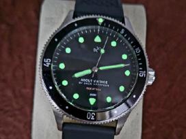 Diver Wr200m. Saphire