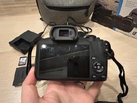 Canon fotoaparatas + Saramonic mikrofonas