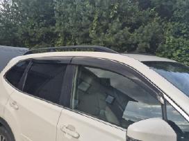 Subaru forester vėjo deflektoriai ir kilimėliai