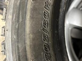 Žieminės šipuotos padangos 205/60r16