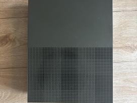 Parduodamas xbox one 500gb