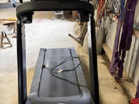 Profesionalus bėgimo takelis Cybex