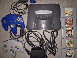 „Nintendo 64“ + 2 pulteliai + 5 žaidimai