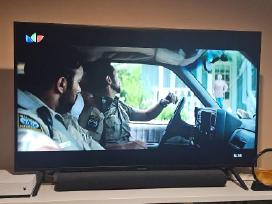 Samsung 50" (127 cm) Smart TV 4k (Idealios būklės)