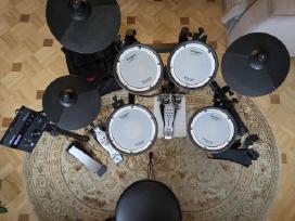 Roland Td-07 + Pearl Eliminator 2052c + kėdė