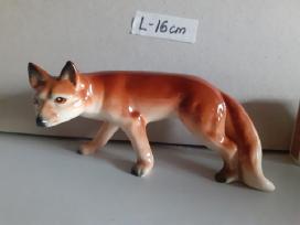 Rretro stiliaus porcelianinė lapės figūrėlė Nr.687