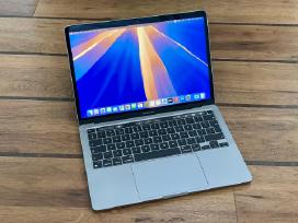 2020 MacBook Pro 13 Intel i5 – 16gb / 512gb