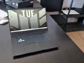 Asus Tuf 17, Ryzen 9 7940, 1 TB SSD, Rtx 4070 8gb