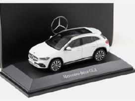 Mercedes Benz Gla 1:43