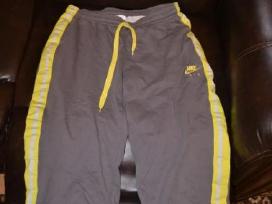 Nike Air sportines moteriskos kelnes zemiau keliu