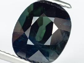 Naturalus, nekaitintas safyras (5,63 ct)