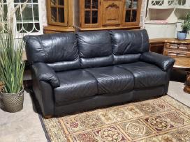 Miegama odinė sofa
