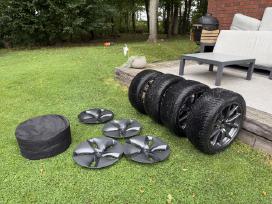 Tesla Y/3 ratlankiai Hakkapeliitta R3 235/45 R18