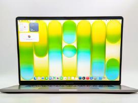 Apple MacBook Pro 16 i7 16gb 512gb Radeon Pro 4gb