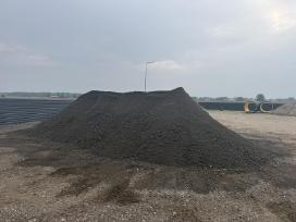 Aukščiausios rūšiės pirmo skutimo asfalto drožlės.