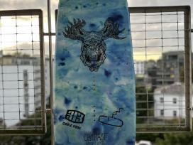 Slingshot Contrast 2020 wakeboard lenta su batais