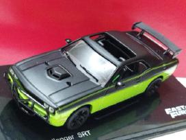 Dodge Challenger Srt