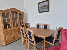 Puikus ąžuolinis valgomojo komplektas