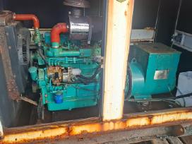 Parduodami du 40kw generatoriai