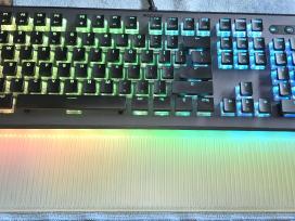 Roccat Vulcan II Max juoda mechaninė klaviatūra