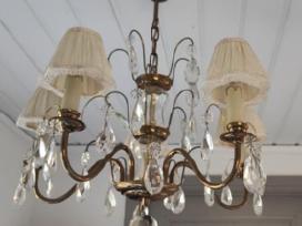Krištolinis Sietynas – Klasikinė Elegancija