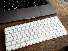 Apple Magic Keyboard