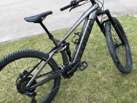 Trek Rail 5-elektrinis MTB dviratis