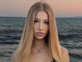 Игривая девчонка) Real Photos!