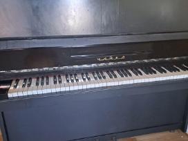 Parduodu1967 Čaika Pianina