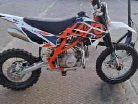 KAYO A125 EFI, krosiniai