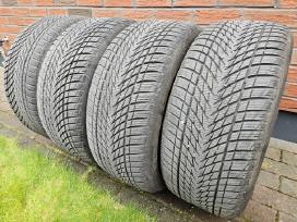 Žieminės padangos Good Year Ultragrip 245/40r19