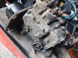 Maz, T150 dalys