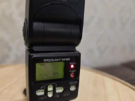 Nikon SB-600