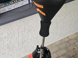Vaiku bokso kriaušė ir bokso pirštines