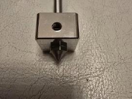 3D spausdintuvo hotend kaitinimo blokas su purkštu