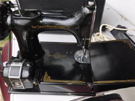 Kolekcine siuvimo mašina Singer Featherweight 221