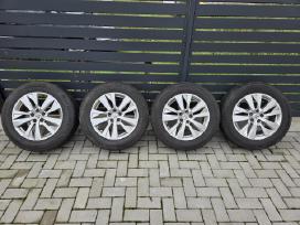 350 € Peugeot žieminės padangos su ratlankeis