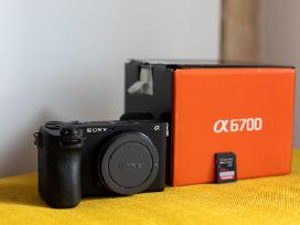 Sony a6700