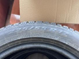 Nedaug dėvėtos padangos Pirelli 225/55 R17