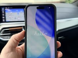 Idealus iPhone 15 pro max white