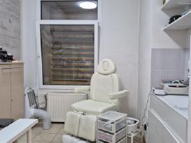 Manikiūro / pedikiūro kabinetas ir darbo vieta