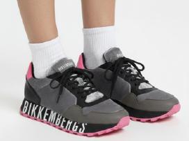 Skelbimo 'Stilingi ryškūs bikkembergs kedai 40' paveikslėlis