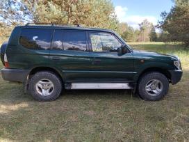 Toyota Land Cruiser 95.