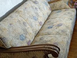 Antikvarine ažuoline sofa