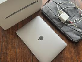 MacBook air 2019