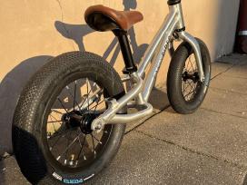 Early Rider Charger 12 balansinis dviratis