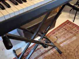 Yamaha p-95