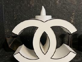 Skelbimo 'Balta žvakidė su tealight žvakute' paveikslėlis