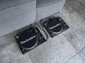 Technics 1210 Mk2 su Ortofon adatomis ir case'ais