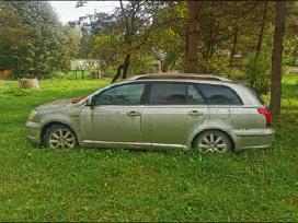 Toyota Avensis 2.0 D-4d 85 kw dalimis / ardymui